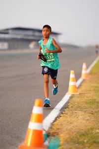 BIB: 1535
                            <button type="button" onclick="openModal(12137349)" class="btn btn-primary btn-sm float-right btn-popup" data-toggle="modal" data-target=".modal-high-quality">
                        <i class="fas fa-shopping-cart"></i> Add to Cart
                    </button>
                                            <button type="button" onclick="isThisMe(12137349, true)" class="btn btn-success btn-sm float-right btn-popup btn-isme hidden" data-toggle="tooltip" data-placement="bottom" title="นี่คือรูปของคุณใช่ไหม คลิกที่นี่เพื่อเอาเข้าอัลบั้ม">
                        <i class="fas fa-plus"></i> Add to album
                    </button>
                    <button type="button" onclick="isThisMe(12137349, false)" class="btn btn-warning btn-sm float-right btn-popup btn-isnotme hidden">
                        <i class="fas fa-ban"></i> Remove from album
                    </button>