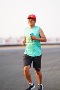 BIB: 518
                            <button type="button" onclick="openModal(12138699)" class="btn btn-primary btn-sm float-right btn-popup" data-toggle="modal" data-target=".modal-high-quality">
                        <i class="fas fa-shopping-cart"></i> Add to Cart
                    </button>
                                            <button type="button" onclick="isThisMe(12138699, true)" class="btn btn-success btn-sm float-right btn-popup btn-isme hidden" data-toggle="tooltip" data-placement="bottom" title="นี่คือรูปของคุณใช่ไหม คลิกที่นี่เพื่อเอาเข้าอัลบั้ม">
                        <i class="fas fa-plus"></i> Add to album
                    </button>
                    <button type="button" onclick="isThisMe(12138699, false)" class="btn btn-warning btn-sm float-right btn-popup btn-isnotme hidden">
                        <i class="fas fa-ban"></i> Remove from album
                    </button>