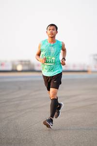 BIB: 1911
                            <button type="button" onclick="openModal(12138787)" class="btn btn-primary btn-sm float-right btn-popup" data-toggle="modal" data-target=".modal-high-quality">
                        <i class="fas fa-shopping-cart"></i> Add to Cart
                    </button>
                                            <button type="button" onclick="isThisMe(12138787, true)" class="btn btn-success btn-sm float-right btn-popup btn-isme hidden" data-toggle="tooltip" data-placement="bottom" title="นี่คือรูปของคุณใช่ไหม คลิกที่นี่เพื่อเอาเข้าอัลบั้ม">
                        <i class="fas fa-plus"></i> Add to album
                    </button>
                    <button type="button" onclick="isThisMe(12138787, false)" class="btn btn-warning btn-sm float-right btn-popup btn-isnotme hidden">
                        <i class="fas fa-ban"></i> Remove from album
                    </button>