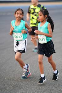 BIB: 0617, 0519
                            <button type="button" onclick="openModal(12281984)" class="btn btn-primary btn-sm float-right btn-popup" data-toggle="modal" data-target=".modal-high-quality">
                        <i class="fas fa-shopping-cart"></i> Add to Cart
                    </button>
                                            <button type="button" onclick="isThisMe(12281984, true)" class="btn btn-success btn-sm float-right btn-popup btn-isme hidden" data-toggle="tooltip" data-placement="bottom" title="นี่คือรูปของคุณใช่ไหม คลิกที่นี่เพื่อเอาเข้าอัลบั้ม">
                        <i class="fas fa-plus"></i> Add to album
                    </button>
                    <button type="button" onclick="isThisMe(12281984, false)" class="btn btn-warning btn-sm float-right btn-popup btn-isnotme hidden">
                        <i class="fas fa-ban"></i> Remove from album
                    </button>