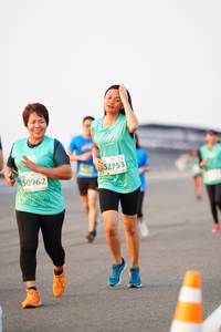 BIB: 52753, 50962
                            <button type="button" onclick="openModal(12169890)" class="btn btn-primary btn-sm float-right btn-popup" data-toggle="modal" data-target=".modal-high-quality">
                        <i class="fas fa-shopping-cart"></i> Add to Cart
                    </button>
                                            <button type="button" onclick="isThisMe(12169890, true)" class="btn btn-success btn-sm float-right btn-popup btn-isme hidden" data-toggle="tooltip" data-placement="bottom" title="นี่คือรูปของคุณใช่ไหม คลิกที่นี่เพื่อเอาเข้าอัลบั้ม">
                        <i class="fas fa-plus"></i> Add to album
                    </button>
                    <button type="button" onclick="isThisMe(12169890, false)" class="btn btn-warning btn-sm float-right btn-popup btn-isnotme hidden">
                        <i class="fas fa-ban"></i> Remove from album
                    </button>