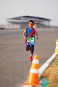 BIB: 52068
                            <button type="button" onclick="openModal(12137523)" class="btn btn-primary btn-sm float-right btn-popup" data-toggle="modal" data-target=".modal-high-quality">
                        <i class="fas fa-shopping-cart"></i> Add to Cart
                    </button>
                                            <button type="button" onclick="isThisMe(12137523, true)" class="btn btn-success btn-sm float-right btn-popup btn-isme hidden" data-toggle="tooltip" data-placement="bottom" title="นี่คือรูปของคุณใช่ไหม คลิกที่นี่เพื่อเอาเข้าอัลบั้ม">
                        <i class="fas fa-plus"></i> Add to album
                    </button>
                    <button type="button" onclick="isThisMe(12137523, false)" class="btn btn-warning btn-sm float-right btn-popup btn-isnotme hidden">
                        <i class="fas fa-ban"></i> Remove from album
                    </button>