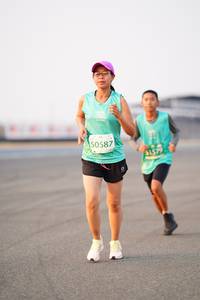 BIB: 50587, 1579
                            <button type="button" onclick="openModal(12150108)" class="btn btn-primary btn-sm float-right btn-popup" data-toggle="modal" data-target=".modal-high-quality">
                        <i class="fas fa-shopping-cart"></i> Add to Cart
                    </button>
                                            <button type="button" onclick="isThisMe(12150108, true)" class="btn btn-success btn-sm float-right btn-popup btn-isme hidden" data-toggle="tooltip" data-placement="bottom" title="นี่คือรูปของคุณใช่ไหม คลิกที่นี่เพื่อเอาเข้าอัลบั้ม">
                        <i class="fas fa-plus"></i> Add to album
                    </button>
                    <button type="button" onclick="isThisMe(12150108, false)" class="btn btn-warning btn-sm float-right btn-popup btn-isnotme hidden">
                        <i class="fas fa-ban"></i> Remove from album
                    </button>