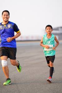 BIB: 306
                            <button type="button" onclick="openModal(12145861)" class="btn btn-primary btn-sm float-right btn-popup" data-toggle="modal" data-target=".modal-high-quality">
                        <i class="fas fa-shopping-cart"></i> Add to Cart
                    </button>
                                            <button type="button" onclick="isThisMe(12145861, true)" class="btn btn-success btn-sm float-right btn-popup btn-isme hidden" data-toggle="tooltip" data-placement="bottom" title="นี่คือรูปของคุณใช่ไหม คลิกที่นี่เพื่อเอาเข้าอัลบั้ม">
                        <i class="fas fa-plus"></i> Add to album
                    </button>
                    <button type="button" onclick="isThisMe(12145861, false)" class="btn btn-warning btn-sm float-right btn-popup btn-isnotme hidden">
                        <i class="fas fa-ban"></i> Remove from album
                    </button>