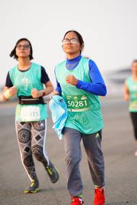 BIB: 50281, 1015
                            <button type="button" onclick="openModal(12174102)" class="btn btn-primary btn-sm float-right btn-popup" data-toggle="modal" data-target=".modal-high-quality">
                        <i class="fas fa-shopping-cart"></i> Add to Cart
                    </button>
                                            <button type="button" onclick="isThisMe(12174102, true)" class="btn btn-success btn-sm float-right btn-popup btn-isme hidden" data-toggle="tooltip" data-placement="bottom" title="นี่คือรูปของคุณใช่ไหม คลิกที่นี่เพื่อเอาเข้าอัลบั้ม">
                        <i class="fas fa-plus"></i> Add to album
                    </button>
                    <button type="button" onclick="isThisMe(12174102, false)" class="btn btn-warning btn-sm float-right btn-popup btn-isnotme hidden">
                        <i class="fas fa-ban"></i> Remove from album
                    </button>