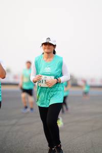 BIB: 511
                            <button type="button" onclick="openModal(12201379)" class="btn btn-primary btn-sm float-right btn-popup" data-toggle="modal" data-target=".modal-high-quality">
                        <i class="fas fa-shopping-cart"></i> Add to Cart
                    </button>
                                            <button type="button" onclick="isThisMe(12201379, true)" class="btn btn-success btn-sm float-right btn-popup btn-isme hidden" data-toggle="tooltip" data-placement="bottom" title="นี่คือรูปของคุณใช่ไหม คลิกที่นี่เพื่อเอาเข้าอัลบั้ม">
                        <i class="fas fa-plus"></i> Add to album
                    </button>
                    <button type="button" onclick="isThisMe(12201379, false)" class="btn btn-warning btn-sm float-right btn-popup btn-isnotme hidden">
                        <i class="fas fa-ban"></i> Remove from album
                    </button>