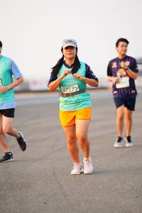 BIB: 2572
                            <button type="button" onclick="openModal(12172700)" class="btn btn-primary btn-sm float-right btn-popup" data-toggle="modal" data-target=".modal-high-quality">
                        <i class="fas fa-shopping-cart"></i> Add to Cart
                    </button>
                                            <button type="button" onclick="isThisMe(12172700, true)" class="btn btn-success btn-sm float-right btn-popup btn-isme hidden" data-toggle="tooltip" data-placement="bottom" title="นี่คือรูปของคุณใช่ไหม คลิกที่นี่เพื่อเอาเข้าอัลบั้ม">
                        <i class="fas fa-plus"></i> Add to album
                    </button>
                    <button type="button" onclick="isThisMe(12172700, false)" class="btn btn-warning btn-sm float-right btn-popup btn-isnotme hidden">
                        <i class="fas fa-ban"></i> Remove from album
                    </button>