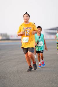 BIB: 52584, 52359
                            <button type="button" onclick="openModal(12277414)" class="btn btn-primary btn-sm float-right btn-popup" data-toggle="modal" data-target=".modal-high-quality">
                        <i class="fas fa-shopping-cart"></i> Add to Cart
                    </button>
                                            <button type="button" onclick="isThisMe(12277414, true)" class="btn btn-success btn-sm float-right btn-popup btn-isme hidden" data-toggle="tooltip" data-placement="bottom" title="นี่คือรูปของคุณใช่ไหม คลิกที่นี่เพื่อเอาเข้าอัลบั้ม">
                        <i class="fas fa-plus"></i> Add to album
                    </button>
                    <button type="button" onclick="isThisMe(12277414, false)" class="btn btn-warning btn-sm float-right btn-popup btn-isnotme hidden">
                        <i class="fas fa-ban"></i> Remove from album
                    </button>