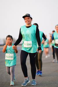 BIB: 51300, 52230
                            <button type="button" onclick="openModal(12179387)" class="btn btn-primary btn-sm float-right btn-popup" data-toggle="modal" data-target=".modal-high-quality">
                        <i class="fas fa-shopping-cart"></i> Add to Cart
                    </button>
                                            <button type="button" onclick="isThisMe(12179387, true)" class="btn btn-success btn-sm float-right btn-popup btn-isme hidden" data-toggle="tooltip" data-placement="bottom" title="นี่คือรูปของคุณใช่ไหม คลิกที่นี่เพื่อเอาเข้าอัลบั้ม">
                        <i class="fas fa-plus"></i> Add to album
                    </button>
                    <button type="button" onclick="isThisMe(12179387, false)" class="btn btn-warning btn-sm float-right btn-popup btn-isnotme hidden">
                        <i class="fas fa-ban"></i> Remove from album
                    </button>