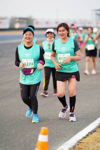 BIB: 817, 1224
                            <button type="button" onclick="openModal(12280241)" class="btn btn-primary btn-sm float-right btn-popup" data-toggle="modal" data-target=".modal-high-quality">
                        <i class="fas fa-shopping-cart"></i> Add to Cart
                    </button>
                                            <button type="button" onclick="isThisMe(12280241, true)" class="btn btn-success btn-sm float-right btn-popup btn-isme hidden" data-toggle="tooltip" data-placement="bottom" title="นี่คือรูปของคุณใช่ไหม คลิกที่นี่เพื่อเอาเข้าอัลบั้ม">
                        <i class="fas fa-plus"></i> Add to album
                    </button>
                    <button type="button" onclick="isThisMe(12280241, false)" class="btn btn-warning btn-sm float-right btn-popup btn-isnotme hidden">
                        <i class="fas fa-ban"></i> Remove from album
                    </button>