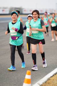 BIB: 51224
                            <button type="button" onclick="openModal(12280264)" class="btn btn-primary btn-sm float-right btn-popup" data-toggle="modal" data-target=".modal-high-quality">
                        <i class="fas fa-shopping-cart"></i> Add to Cart
                    </button>
                                            <button type="button" onclick="isThisMe(12280264, true)" class="btn btn-success btn-sm float-right btn-popup btn-isme hidden" data-toggle="tooltip" data-placement="bottom" title="นี่คือรูปของคุณใช่ไหม คลิกที่นี่เพื่อเอาเข้าอัลบั้ม">
                        <i class="fas fa-plus"></i> Add to album
                    </button>
                    <button type="button" onclick="isThisMe(12280264, false)" class="btn btn-warning btn-sm float-right btn-popup btn-isnotme hidden">
                        <i class="fas fa-ban"></i> Remove from album
                    </button>