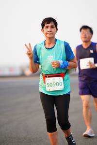 BIB: 50900
                            <button type="button" onclick="openModal(12176965)" class="btn btn-primary btn-sm float-right btn-popup" data-toggle="modal" data-target=".modal-high-quality">
                        <i class="fas fa-shopping-cart"></i> Add to Cart
                    </button>
                                            <button type="button" onclick="isThisMe(12176965, true)" class="btn btn-success btn-sm float-right btn-popup btn-isme hidden" data-toggle="tooltip" data-placement="bottom" title="นี่คือรูปของคุณใช่ไหม คลิกที่นี่เพื่อเอาเข้าอัลบั้ม">
                        <i class="fas fa-plus"></i> Add to album
                    </button>
                    <button type="button" onclick="isThisMe(12176965, false)" class="btn btn-warning btn-sm float-right btn-popup btn-isnotme hidden">
                        <i class="fas fa-ban"></i> Remove from album
                    </button>