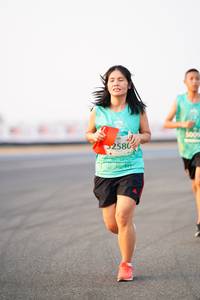 BIB: 5009, 2580
                            <button type="button" onclick="openModal(12157346)" class="btn btn-primary btn-sm float-right btn-popup" data-toggle="modal" data-target=".modal-high-quality">
                        <i class="fas fa-shopping-cart"></i> Add to Cart
                    </button>
                                            <button type="button" onclick="isThisMe(12157346, true)" class="btn btn-success btn-sm float-right btn-popup btn-isme hidden" data-toggle="tooltip" data-placement="bottom" title="นี่คือรูปของคุณใช่ไหม คลิกที่นี่เพื่อเอาเข้าอัลบั้ม">
                        <i class="fas fa-plus"></i> Add to album
                    </button>
                    <button type="button" onclick="isThisMe(12157346, false)" class="btn btn-warning btn-sm float-right btn-popup btn-isnotme hidden">
                        <i class="fas fa-ban"></i> Remove from album
                    </button>