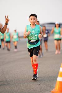 BIB: 50035
                            <button type="button" onclick="openModal(12173829)" class="btn btn-primary btn-sm float-right btn-popup" data-toggle="modal" data-target=".modal-high-quality">
                        <i class="fas fa-shopping-cart"></i> Add to Cart
                    </button>
                                            <button type="button" onclick="isThisMe(12173829, true)" class="btn btn-success btn-sm float-right btn-popup btn-isme hidden" data-toggle="tooltip" data-placement="bottom" title="นี่คือรูปของคุณใช่ไหม คลิกที่นี่เพื่อเอาเข้าอัลบั้ม">
                        <i class="fas fa-plus"></i> Add to album
                    </button>
                    <button type="button" onclick="isThisMe(12173829, false)" class="btn btn-warning btn-sm float-right btn-popup btn-isnotme hidden">
                        <i class="fas fa-ban"></i> Remove from album
                    </button>