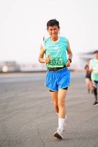 BIB: 51717
                            <button type="button" onclick="openModal(12161511)" class="btn btn-primary btn-sm float-right btn-popup" data-toggle="modal" data-target=".modal-high-quality">
                        <i class="fas fa-shopping-cart"></i> Add to Cart
                    </button>
                                            <button type="button" onclick="isThisMe(12161511, true)" class="btn btn-success btn-sm float-right btn-popup btn-isme hidden" data-toggle="tooltip" data-placement="bottom" title="นี่คือรูปของคุณใช่ไหม คลิกที่นี่เพื่อเอาเข้าอัลบั้ม">
                        <i class="fas fa-plus"></i> Add to album
                    </button>
                    <button type="button" onclick="isThisMe(12161511, false)" class="btn btn-warning btn-sm float-right btn-popup btn-isnotme hidden">
                        <i class="fas fa-ban"></i> Remove from album
                    </button>