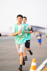 BIB: 51581
                            <button type="button" onclick="openModal(12156001)" class="btn btn-primary btn-sm float-right btn-popup" data-toggle="modal" data-target=".modal-high-quality">
                        <i class="fas fa-shopping-cart"></i> Add to Cart
                    </button>
                                            <button type="button" onclick="isThisMe(12156001, true)" class="btn btn-success btn-sm float-right btn-popup btn-isme hidden" data-toggle="tooltip" data-placement="bottom" title="นี่คือรูปของคุณใช่ไหม คลิกที่นี่เพื่อเอาเข้าอัลบั้ม">
                        <i class="fas fa-plus"></i> Add to album
                    </button>
                    <button type="button" onclick="isThisMe(12156001, false)" class="btn btn-warning btn-sm float-right btn-popup btn-isnotme hidden">
                        <i class="fas fa-ban"></i> Remove from album
                    </button>