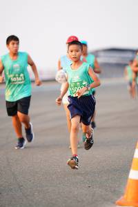 BIB: 50361, 5002
                            <button type="button" onclick="openModal(12171422)" class="btn btn-primary btn-sm float-right btn-popup" data-toggle="modal" data-target=".modal-high-quality">
                        <i class="fas fa-shopping-cart"></i> Add to Cart
                    </button>
                                            <button type="button" onclick="isThisMe(12171422, true)" class="btn btn-success btn-sm float-right btn-popup btn-isme hidden" data-toggle="tooltip" data-placement="bottom" title="นี่คือรูปของคุณใช่ไหม คลิกที่นี่เพื่อเอาเข้าอัลบั้ม">
                        <i class="fas fa-plus"></i> Add to album
                    </button>
                    <button type="button" onclick="isThisMe(12171422, false)" class="btn btn-warning btn-sm float-right btn-popup btn-isnotme hidden">
                        <i class="fas fa-ban"></i> Remove from album
                    </button>