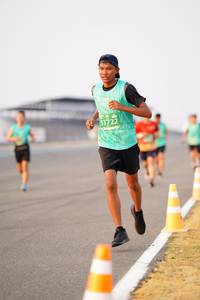 BIB: 51722
                            <button type="button" onclick="openModal(12150433)" class="btn btn-primary btn-sm float-right btn-popup" data-toggle="modal" data-target=".modal-high-quality">
                        <i class="fas fa-shopping-cart"></i> Add to Cart
                    </button>
                                            <button type="button" onclick="isThisMe(12150433, true)" class="btn btn-success btn-sm float-right btn-popup btn-isme hidden" data-toggle="tooltip" data-placement="bottom" title="นี่คือรูปของคุณใช่ไหม คลิกที่นี่เพื่อเอาเข้าอัลบั้ม">
                        <i class="fas fa-plus"></i> Add to album
                    </button>
                    <button type="button" onclick="isThisMe(12150433, false)" class="btn btn-warning btn-sm float-right btn-popup btn-isnotme hidden">
                        <i class="fas fa-ban"></i> Remove from album
                    </button>