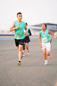 BIB: 0117, 2463
                            <button type="button" onclick="openModal(12163039)" class="btn btn-primary btn-sm float-right btn-popup" data-toggle="modal" data-target=".modal-high-quality">
                        <i class="fas fa-shopping-cart"></i> Add to Cart
                    </button>
                                            <button type="button" onclick="isThisMe(12163039, true)" class="btn btn-success btn-sm float-right btn-popup btn-isme hidden" data-toggle="tooltip" data-placement="bottom" title="นี่คือรูปของคุณใช่ไหม คลิกที่นี่เพื่อเอาเข้าอัลบั้ม">
                        <i class="fas fa-plus"></i> Add to album
                    </button>
                    <button type="button" onclick="isThisMe(12163039, false)" class="btn btn-warning btn-sm float-right btn-popup btn-isnotme hidden">
                        <i class="fas fa-ban"></i> Remove from album
                    </button>