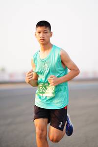 BIB: 502
                            <button type="button" onclick="openModal(12142225)" class="btn btn-primary btn-sm float-right btn-popup" data-toggle="modal" data-target=".modal-high-quality">
                        <i class="fas fa-shopping-cart"></i> Add to Cart
                    </button>
                                            <button type="button" onclick="isThisMe(12142225, true)" class="btn btn-success btn-sm float-right btn-popup btn-isme hidden" data-toggle="tooltip" data-placement="bottom" title="นี่คือรูปของคุณใช่ไหม คลิกที่นี่เพื่อเอาเข้าอัลบั้ม">
                        <i class="fas fa-plus"></i> Add to album
                    </button>
                    <button type="button" onclick="isThisMe(12142225, false)" class="btn btn-warning btn-sm float-right btn-popup btn-isnotme hidden">
                        <i class="fas fa-ban"></i> Remove from album
                    </button>