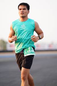 BIB: 5184
                            <button type="button" onclick="openModal(12152362)" class="btn btn-primary btn-sm float-right btn-popup" data-toggle="modal" data-target=".modal-high-quality">
                        <i class="fas fa-shopping-cart"></i> Add to Cart
                    </button>
                                            <button type="button" onclick="isThisMe(12152362, true)" class="btn btn-success btn-sm float-right btn-popup btn-isme hidden" data-toggle="tooltip" data-placement="bottom" title="นี่คือรูปของคุณใช่ไหม คลิกที่นี่เพื่อเอาเข้าอัลบั้ม">
                        <i class="fas fa-plus"></i> Add to album
                    </button>
                    <button type="button" onclick="isThisMe(12152362, false)" class="btn btn-warning btn-sm float-right btn-popup btn-isnotme hidden">
                        <i class="fas fa-ban"></i> Remove from album
                    </button>