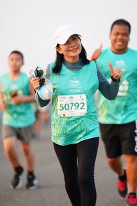 BIB: 50792
                            <button type="button" onclick="openModal(12180385)" class="btn btn-primary btn-sm float-right btn-popup" data-toggle="modal" data-target=".modal-high-quality">
                        <i class="fas fa-shopping-cart"></i> Add to Cart
                    </button>
                                            <button type="button" onclick="isThisMe(12180385, true)" class="btn btn-success btn-sm float-right btn-popup btn-isme hidden" data-toggle="tooltip" data-placement="bottom" title="นี่คือรูปของคุณใช่ไหม คลิกที่นี่เพื่อเอาเข้าอัลบั้ม">
                        <i class="fas fa-plus"></i> Add to album
                    </button>
                    <button type="button" onclick="isThisMe(12180385, false)" class="btn btn-warning btn-sm float-right btn-popup btn-isnotme hidden">
                        <i class="fas fa-ban"></i> Remove from album
                    </button>