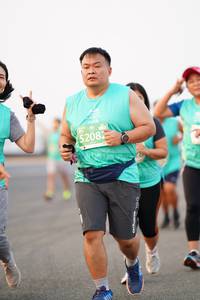 BIB: 52082
                            <button type="button" onclick="openModal(12277912)" class="btn btn-primary btn-sm float-right btn-popup" data-toggle="modal" data-target=".modal-high-quality">
                        <i class="fas fa-shopping-cart"></i> Add to Cart
                    </button>
                                            <button type="button" onclick="isThisMe(12277912, true)" class="btn btn-success btn-sm float-right btn-popup btn-isme hidden" data-toggle="tooltip" data-placement="bottom" title="นี่คือรูปของคุณใช่ไหม คลิกที่นี่เพื่อเอาเข้าอัลบั้ม">
                        <i class="fas fa-plus"></i> Add to album
                    </button>
                    <button type="button" onclick="isThisMe(12277912, false)" class="btn btn-warning btn-sm float-right btn-popup btn-isnotme hidden">
                        <i class="fas fa-ban"></i> Remove from album
                    </button>