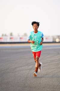 BIB: 712
                            <button type="button" onclick="openModal(12138549)" class="btn btn-primary btn-sm float-right btn-popup" data-toggle="modal" data-target=".modal-high-quality">
                        <i class="fas fa-shopping-cart"></i> Add to Cart
                    </button>
                                            <button type="button" onclick="isThisMe(12138549, true)" class="btn btn-success btn-sm float-right btn-popup btn-isme hidden" data-toggle="tooltip" data-placement="bottom" title="นี่คือรูปของคุณใช่ไหม คลิกที่นี่เพื่อเอาเข้าอัลบั้ม">
                        <i class="fas fa-plus"></i> Add to album
                    </button>
                    <button type="button" onclick="isThisMe(12138549, false)" class="btn btn-warning btn-sm float-right btn-popup btn-isnotme hidden">
                        <i class="fas fa-ban"></i> Remove from album
                    </button>