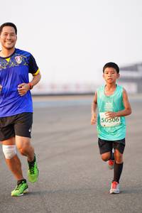 BIB: 50306
                            <button type="button" onclick="openModal(12145896)" class="btn btn-primary btn-sm float-right btn-popup" data-toggle="modal" data-target=".modal-high-quality">
                        <i class="fas fa-shopping-cart"></i> Add to Cart
                    </button>
                                            <button type="button" onclick="isThisMe(12145896, true)" class="btn btn-success btn-sm float-right btn-popup btn-isme hidden" data-toggle="tooltip" data-placement="bottom" title="นี่คือรูปของคุณใช่ไหม คลิกที่นี่เพื่อเอาเข้าอัลบั้ม">
                        <i class="fas fa-plus"></i> Add to album
                    </button>
                    <button type="button" onclick="isThisMe(12145896, false)" class="btn btn-warning btn-sm float-right btn-popup btn-isnotme hidden">
                        <i class="fas fa-ban"></i> Remove from album
                    </button>