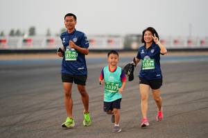 BIB: 53399, 53394, 53393
                            <button type="button" onclick="openModal(10525462)" class="btn btn-primary btn-sm float-right btn-popup" data-toggle="modal" data-target=".modal-high-quality">
                        <i class="fas fa-shopping-cart"></i> Add to Cart
                    </button>
                                            <button type="button" onclick="isThisMe(10525462, true)" class="btn btn-success btn-sm float-right btn-popup btn-isme hidden" data-toggle="tooltip" data-placement="bottom" title="นี่คือรูปของคุณใช่ไหม คลิกที่นี่เพื่อเอาเข้าอัลบั้ม">
                        <i class="fas fa-plus"></i> Add to album
                    </button>
                    <button type="button" onclick="isThisMe(10525462, false)" class="btn btn-warning btn-sm float-right btn-popup btn-isnotme hidden">
                        <i class="fas fa-ban"></i> Remove from album
                    </button>