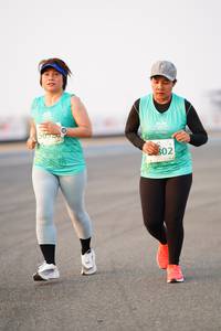 BIB: 802
                            <button type="button" onclick="openModal(10456675)" class="btn btn-primary btn-sm float-right btn-popup" data-toggle="modal" data-target=".modal-high-quality">
                        <i class="fas fa-shopping-cart"></i> Add to Cart
                    </button>
                                            <button type="button" onclick="isThisMe(10456675, true)" class="btn btn-success btn-sm float-right btn-popup btn-isme hidden" data-toggle="tooltip" data-placement="bottom" title="นี่คือรูปของคุณใช่ไหม คลิกที่นี่เพื่อเอาเข้าอัลบั้ม">
                        <i class="fas fa-plus"></i> Add to album
                    </button>
                    <button type="button" onclick="isThisMe(10456675, false)" class="btn btn-warning btn-sm float-right btn-popup btn-isnotme hidden">
                        <i class="fas fa-ban"></i> Remove from album
                    </button>