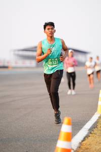 BIB: 50322
                            <button type="button" onclick="openModal(10450812)" class="btn btn-primary btn-sm float-right btn-popup" data-toggle="modal" data-target=".modal-high-quality">
                        <i class="fas fa-shopping-cart"></i> Add to Cart
                    </button>
                                            <button type="button" onclick="isThisMe(10450812, true)" class="btn btn-success btn-sm float-right btn-popup btn-isme hidden" data-toggle="tooltip" data-placement="bottom" title="นี่คือรูปของคุณใช่ไหม คลิกที่นี่เพื่อเอาเข้าอัลบั้ม">
                        <i class="fas fa-plus"></i> Add to album
                    </button>
                    <button type="button" onclick="isThisMe(10450812, false)" class="btn btn-warning btn-sm float-right btn-popup btn-isnotme hidden">
                        <i class="fas fa-ban"></i> Remove from album
                    </button>