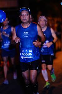 BIB: 0984
                            <button type="button" onclick="openModal(10490638)" class="btn btn-primary btn-sm float-right btn-popup" data-toggle="modal" data-target=".modal-high-quality">
                        <i class="fas fa-shopping-cart"></i> Add to Cart
                    </button>
                                            <button type="button" onclick="isThisMe(10490638, true)" class="btn btn-success btn-sm float-right btn-popup btn-isme hidden" data-toggle="tooltip" data-placement="bottom" title="นี่คือรูปของคุณใช่ไหม คลิกที่นี่เพื่อเอาเข้าอัลบั้ม">
                        <i class="fas fa-plus"></i> Add to album
                    </button>
                    <button type="button" onclick="isThisMe(10490638, false)" class="btn btn-warning btn-sm float-right btn-popup btn-isnotme hidden">
                        <i class="fas fa-ban"></i> Remove from album
                    </button>