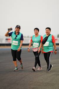 BIB: 3019, 53269, 52656
                            <button type="button" onclick="openModal(10523366)" class="btn btn-primary btn-sm float-right btn-popup" data-toggle="modal" data-target=".modal-high-quality">
                        <i class="fas fa-shopping-cart"></i> Add to Cart
                    </button>
                                            <button type="button" onclick="isThisMe(10523366, true)" class="btn btn-success btn-sm float-right btn-popup btn-isme hidden" data-toggle="tooltip" data-placement="bottom" title="นี่คือรูปของคุณใช่ไหม คลิกที่นี่เพื่อเอาเข้าอัลบั้ม">
                        <i class="fas fa-plus"></i> Add to album
                    </button>
                    <button type="button" onclick="isThisMe(10523366, false)" class="btn btn-warning btn-sm float-right btn-popup btn-isnotme hidden">
                        <i class="fas fa-ban"></i> Remove from album
                    </button>