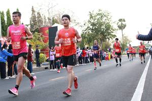 BIB: 20618, 17296
                            <button type="button" onclick="openModal(11042641)" class="btn btn-primary btn-sm float-right btn-popup" data-toggle="modal" data-target=".modal-high-quality">
                        <i class="fas fa-shopping-cart"></i> Add to Cart
                    </button>
                                            <button type="button" onclick="isThisMe(11042641, true)" class="btn btn-success btn-sm float-right btn-popup btn-isme hidden" data-toggle="tooltip" data-placement="bottom" title="นี่คือรูปของคุณใช่ไหม คลิกที่นี่เพื่อเอาเข้าอัลบั้ม">
                        <i class="fas fa-plus"></i> Add to album
                    </button>
                    <button type="button" onclick="isThisMe(11042641, false)" class="btn btn-warning btn-sm float-right btn-popup btn-isnotme hidden">
                        <i class="fas fa-ban"></i> Remove from album
                    </button>