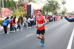 BIB: 205
                            <button type="button" onclick="openModal(11038133)" class="btn btn-primary btn-sm float-right btn-popup" data-toggle="modal" data-target=".modal-high-quality">
                        <i class="fas fa-shopping-cart"></i> Add to Cart
                    </button>
                                            <button type="button" onclick="isThisMe(11038133, true)" class="btn btn-success btn-sm float-right btn-popup btn-isme hidden" data-toggle="tooltip" data-placement="bottom" title="นี่คือรูปของคุณใช่ไหม คลิกที่นี่เพื่อเอาเข้าอัลบั้ม">
                        <i class="fas fa-plus"></i> Add to album
                    </button>
                    <button type="button" onclick="isThisMe(11038133, false)" class="btn btn-warning btn-sm float-right btn-popup btn-isnotme hidden">
                        <i class="fas fa-ban"></i> Remove from album
                    </button>