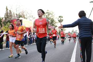 BIB: 21228, 21253
                            <button type="button" onclick="openModal(11040851)" class="btn btn-primary btn-sm float-right btn-popup" data-toggle="modal" data-target=".modal-high-quality">
                        <i class="fas fa-shopping-cart"></i> Add to Cart
                    </button>
                                            <button type="button" onclick="isThisMe(11040851, true)" class="btn btn-success btn-sm float-right btn-popup btn-isme hidden" data-toggle="tooltip" data-placement="bottom" title="นี่คือรูปของคุณใช่ไหม คลิกที่นี่เพื่อเอาเข้าอัลบั้ม">
                        <i class="fas fa-plus"></i> Add to album
                    </button>
                    <button type="button" onclick="isThisMe(11040851, false)" class="btn btn-warning btn-sm float-right btn-popup btn-isnotme hidden">
                        <i class="fas fa-ban"></i> Remove from album
                    </button>