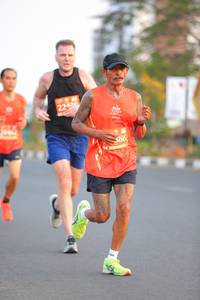 BIB: 220, 386
                            <button type="button" onclick="openModal(11396226)" class="btn btn-primary btn-sm float-right btn-popup" data-toggle="modal" data-target=".modal-high-quality">
                        <i class="fas fa-shopping-cart"></i> Add to Cart
                    </button>
                                            <button type="button" onclick="isThisMe(11396226, true)" class="btn btn-success btn-sm float-right btn-popup btn-isme hidden" data-toggle="tooltip" data-placement="bottom" title="นี่คือรูปของคุณใช่ไหม คลิกที่นี่เพื่อเอาเข้าอัลบั้ม">
                        <i class="fas fa-plus"></i> Add to album
                    </button>
                    <button type="button" onclick="isThisMe(11396226, false)" class="btn btn-warning btn-sm float-right btn-popup btn-isnotme hidden">
                        <i class="fas fa-ban"></i> Remove from album
                    </button>