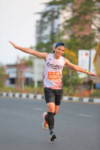 BIB: 26261
                            <button type="button" onclick="openModal(11402854)" class="btn btn-primary btn-sm float-right btn-popup" data-toggle="modal" data-target=".modal-high-quality">
                        <i class="fas fa-shopping-cart"></i> Add to Cart
                    </button>
                                            <button type="button" onclick="isThisMe(11402854, true)" class="btn btn-success btn-sm float-right btn-popup btn-isme hidden" data-toggle="tooltip" data-placement="bottom" title="นี่คือรูปของคุณใช่ไหม คลิกที่นี่เพื่อเอาเข้าอัลบั้ม">
                        <i class="fas fa-plus"></i> Add to album
                    </button>
                    <button type="button" onclick="isThisMe(11402854, false)" class="btn btn-warning btn-sm float-right btn-popup btn-isnotme hidden">
                        <i class="fas fa-ban"></i> Remove from album
                    </button>