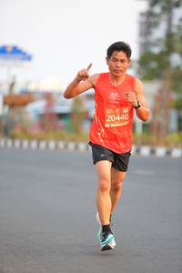 BIB: 20440
                            <button type="button" onclick="openModal(11393820)" class="btn btn-primary btn-sm float-right btn-popup" data-toggle="modal" data-target=".modal-high-quality">
                        <i class="fas fa-shopping-cart"></i> Add to Cart
                    </button>
                                            <button type="button" onclick="isThisMe(11393820, true)" class="btn btn-success btn-sm float-right btn-popup btn-isme hidden" data-toggle="tooltip" data-placement="bottom" title="นี่คือรูปของคุณใช่ไหม คลิกที่นี่เพื่อเอาเข้าอัลบั้ม">
                        <i class="fas fa-plus"></i> Add to album
                    </button>
                    <button type="button" onclick="isThisMe(11393820, false)" class="btn btn-warning btn-sm float-right btn-popup btn-isnotme hidden">
                        <i class="fas fa-ban"></i> Remove from album
                    </button>