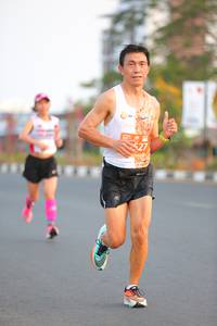 BIB: 527
                            <button type="button" onclick="openModal(11396381)" class="btn btn-primary btn-sm float-right btn-popup" data-toggle="modal" data-target=".modal-high-quality">
                        <i class="fas fa-shopping-cart"></i> Add to Cart
                    </button>
                                            <button type="button" onclick="isThisMe(11396381, true)" class="btn btn-success btn-sm float-right btn-popup btn-isme hidden" data-toggle="tooltip" data-placement="bottom" title="นี่คือรูปของคุณใช่ไหม คลิกที่นี่เพื่อเอาเข้าอัลบั้ม">
                        <i class="fas fa-plus"></i> Add to album
                    </button>
                    <button type="button" onclick="isThisMe(11396381, false)" class="btn btn-warning btn-sm float-right btn-popup btn-isnotme hidden">
                        <i class="fas fa-ban"></i> Remove from album
                    </button>