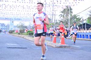 BIB: 113
                            <button type="button" onclick="openModal(12824279)" class="btn btn-primary btn-sm float-right btn-popup" data-toggle="modal" data-target=".modal-high-quality">
                        <i class="fas fa-shopping-cart"></i> Add to Cart
                    </button>
                                            <button type="button" onclick="isThisMe(12824279, true)" class="btn btn-success btn-sm float-right btn-popup btn-isme hidden" data-toggle="tooltip" data-placement="bottom" title="นี่คือรูปของคุณใช่ไหม คลิกที่นี่เพื่อเอาเข้าอัลบั้ม">
                        <i class="fas fa-plus"></i> Add to album
                    </button>
                    <button type="button" onclick="isThisMe(12824279, false)" class="btn btn-warning btn-sm float-right btn-popup btn-isnotme hidden">
                        <i class="fas fa-ban"></i> Remove from album
                    </button>