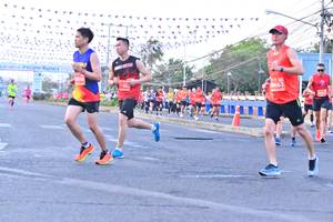 BIB: 663
                            <button type="button" onclick="openModal(12824573)" class="btn btn-primary btn-sm float-right btn-popup" data-toggle="modal" data-target=".modal-high-quality">
                        <i class="fas fa-shopping-cart"></i> Add to Cart
                    </button>
                                            <button type="button" onclick="isThisMe(12824573, true)" class="btn btn-success btn-sm float-right btn-popup btn-isme hidden" data-toggle="tooltip" data-placement="bottom" title="นี่คือรูปของคุณใช่ไหม คลิกที่นี่เพื่อเอาเข้าอัลบั้ม">
                        <i class="fas fa-plus"></i> Add to album
                    </button>
                    <button type="button" onclick="isThisMe(12824573, false)" class="btn btn-warning btn-sm float-right btn-popup btn-isnotme hidden">
                        <i class="fas fa-ban"></i> Remove from album
                    </button>