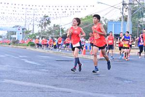 BIB: 26726
                            <button type="button" onclick="openModal(12824558)" class="btn btn-primary btn-sm float-right btn-popup" data-toggle="modal" data-target=".modal-high-quality">
                        <i class="fas fa-shopping-cart"></i> Add to Cart
                    </button>
                                            <button type="button" onclick="isThisMe(12824558, true)" class="btn btn-success btn-sm float-right btn-popup btn-isme hidden" data-toggle="tooltip" data-placement="bottom" title="นี่คือรูปของคุณใช่ไหม คลิกที่นี่เพื่อเอาเข้าอัลบั้ม">
                        <i class="fas fa-plus"></i> Add to album
                    </button>
                    <button type="button" onclick="isThisMe(12824558, false)" class="btn btn-warning btn-sm float-right btn-popup btn-isnotme hidden">
                        <i class="fas fa-ban"></i> Remove from album
                    </button>