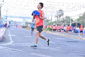 BIB: 26475
                            <button type="button" onclick="openModal(12824722)" class="btn btn-primary btn-sm float-right btn-popup" data-toggle="modal" data-target=".modal-high-quality">
                        <i class="fas fa-shopping-cart"></i> Add to Cart
                    </button>
                                            <button type="button" onclick="isThisMe(12824722, true)" class="btn btn-success btn-sm float-right btn-popup btn-isme hidden" data-toggle="tooltip" data-placement="bottom" title="นี่คือรูปของคุณใช่ไหม คลิกที่นี่เพื่อเอาเข้าอัลบั้ม">
                        <i class="fas fa-plus"></i> Add to album
                    </button>
                    <button type="button" onclick="isThisMe(12824722, false)" class="btn btn-warning btn-sm float-right btn-popup btn-isnotme hidden">
                        <i class="fas fa-ban"></i> Remove from album
                    </button>