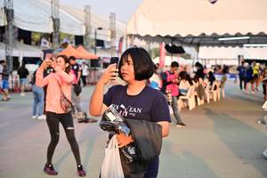 BIB: 
                            <button type="button" onclick="openModal(10531719)" class="btn btn-primary btn-sm float-right btn-popup" data-toggle="modal" data-target=".modal-high-quality">
                        <i class="fas fa-shopping-cart"></i> Add to Cart
                    </button>
                                            <button type="button" onclick="isThisMe(10531719, true)" class="btn btn-success btn-sm float-right btn-popup btn-isme hidden" data-toggle="tooltip" data-placement="bottom" title="นี่คือรูปของคุณใช่ไหม คลิกที่นี่เพื่อเอาเข้าอัลบั้ม">
                        <i class="fas fa-plus"></i> Add to album
                    </button>
                    <button type="button" onclick="isThisMe(10531719, false)" class="btn btn-warning btn-sm float-right btn-popup btn-isnotme hidden">
                        <i class="fas fa-ban"></i> Remove from album
                    </button>