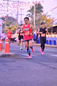 BIB: 25530
                            <button type="button" onclick="openModal(12823580)" class="btn btn-primary btn-sm float-right btn-popup" data-toggle="modal" data-target=".modal-high-quality">
                        <i class="fas fa-shopping-cart"></i> Add to Cart
                    </button>
                                            <button type="button" onclick="isThisMe(12823580, true)" class="btn btn-success btn-sm float-right btn-popup btn-isme hidden" data-toggle="tooltip" data-placement="bottom" title="นี่คือรูปของคุณใช่ไหม คลิกที่นี่เพื่อเอาเข้าอัลบั้ม">
                        <i class="fas fa-plus"></i> Add to album
                    </button>
                    <button type="button" onclick="isThisMe(12823580, false)" class="btn btn-warning btn-sm float-right btn-popup btn-isnotme hidden">
                        <i class="fas fa-ban"></i> Remove from album
                    </button>