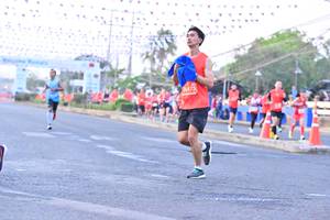 BIB: 26475
                            <button type="button" onclick="openModal(12824719)" class="btn btn-primary btn-sm float-right btn-popup" data-toggle="modal" data-target=".modal-high-quality">
                        <i class="fas fa-shopping-cart"></i> Add to Cart
                    </button>
                                            <button type="button" onclick="isThisMe(12824719, true)" class="btn btn-success btn-sm float-right btn-popup btn-isme hidden" data-toggle="tooltip" data-placement="bottom" title="นี่คือรูปของคุณใช่ไหม คลิกที่นี่เพื่อเอาเข้าอัลบั้ม">
                        <i class="fas fa-plus"></i> Add to album
                    </button>
                    <button type="button" onclick="isThisMe(12824719, false)" class="btn btn-warning btn-sm float-right btn-popup btn-isnotme hidden">
                        <i class="fas fa-ban"></i> Remove from album
                    </button>