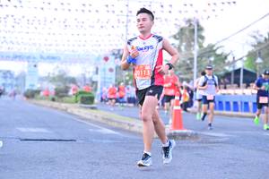 BIB: 20113
                            <button type="button" onclick="openModal(12824277)" class="btn btn-primary btn-sm float-right btn-popup" data-toggle="modal" data-target=".modal-high-quality">
                        <i class="fas fa-shopping-cart"></i> Add to Cart
                    </button>
                                            <button type="button" onclick="isThisMe(12824277, true)" class="btn btn-success btn-sm float-right btn-popup btn-isme hidden" data-toggle="tooltip" data-placement="bottom" title="นี่คือรูปของคุณใช่ไหม คลิกที่นี่เพื่อเอาเข้าอัลบั้ม">
                        <i class="fas fa-plus"></i> Add to album
                    </button>
                    <button type="button" onclick="isThisMe(12824277, false)" class="btn btn-warning btn-sm float-right btn-popup btn-isnotme hidden">
                        <i class="fas fa-ban"></i> Remove from album
                    </button>