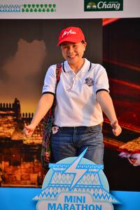 BIB: 
                            <button type="button" onclick="openModal(10532469)" class="btn btn-primary btn-sm float-right btn-popup" data-toggle="modal" data-target=".modal-high-quality">
                        <i class="fas fa-shopping-cart"></i> Add to Cart
                    </button>
                                            <button type="button" onclick="isThisMe(10532469, true)" class="btn btn-success btn-sm float-right btn-popup btn-isme hidden" data-toggle="tooltip" data-placement="bottom" title="นี่คือรูปของคุณใช่ไหม คลิกที่นี่เพื่อเอาเข้าอัลบั้ม">
                        <i class="fas fa-plus"></i> Add to album
                    </button>
                    <button type="button" onclick="isThisMe(10532469, false)" class="btn btn-warning btn-sm float-right btn-popup btn-isnotme hidden">
                        <i class="fas fa-ban"></i> Remove from album
                    </button>